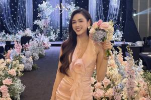 Hoa hậu Đỗ Hà bắt hoa cưới, giờ ra sao?