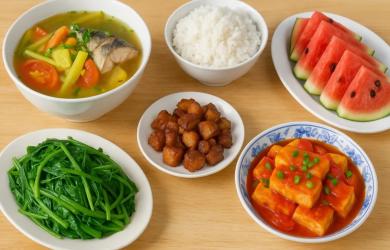 Gợi ý mâm cơm ngày hè mát lành, đủ món chỉ dưới 200 nghìn cho cả nhà 4 người