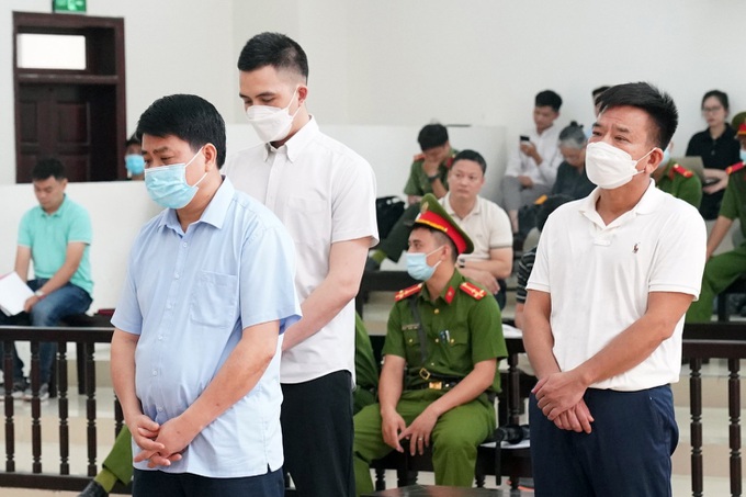 Vợ chồng ông Nguyễn Đức Chung được trả nhà đất, 2 căn hộ chung cư cao cấp