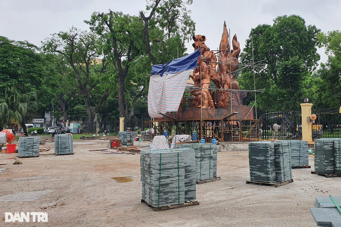 Bộ Công an giải thích vì sao dựng tượng đài chiến sĩ CSGT và PCCC